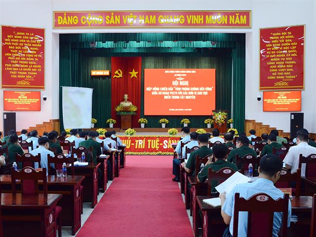 cac-don-vi-mien-trung-va-mien-nam-to-chuc-hoi-nghi-hiep-dong-chien-dau-“vom-phong-khong-ben-vung”
