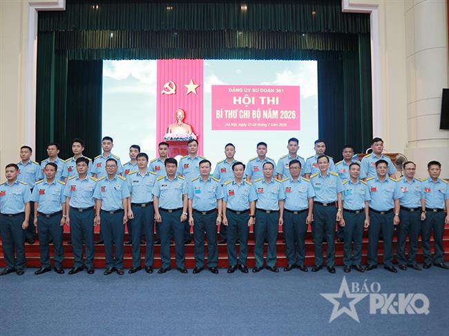 dang-uy-su-doan-361-to-chuc-hoi-thi-bi-thu-chi-bo-nam-2026