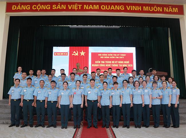 kiem-tra-trinh-do-ky-nang-nghe-nganh-cong-nghe-thong-tin-trong-quan-chung-phong-khong-khong-quan-nam-2026
