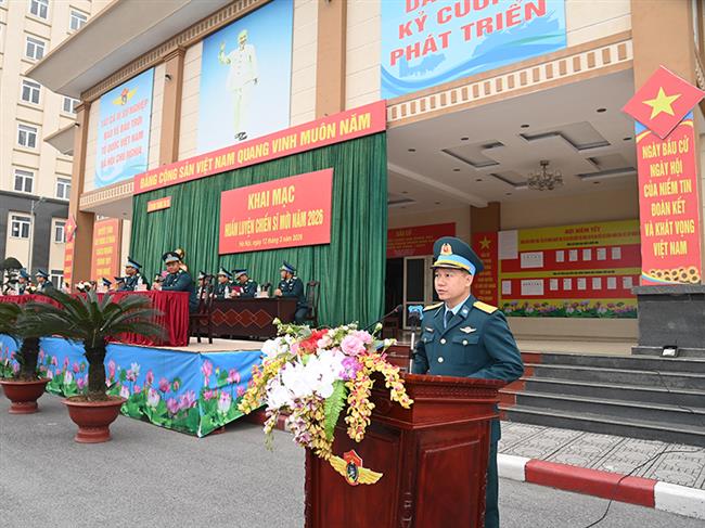 lu-doan-thong-tin-26-khai-mac-huan-luyen-chien-si-moi-nam-2026