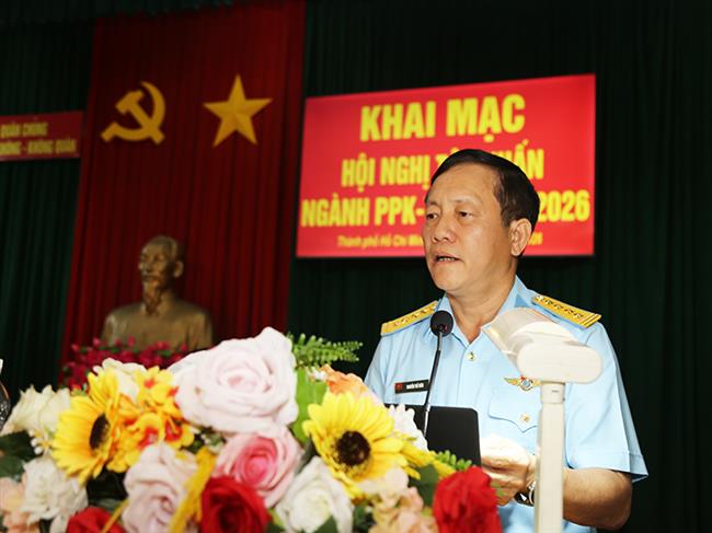 quan-chung-phong-khong-khong-quan-to-chuc-hoi-nghi-tap-huan-nganh-phao-phong-khong-ten-lua-tam-thap-nam-2026