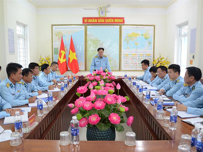 quan-chung-phong-khong-khong-quan-kiem-tra-cong-tac-chuan-bi-huan-luyen-chien-si-moi-tai-su-doan-372-va-su-doan-375