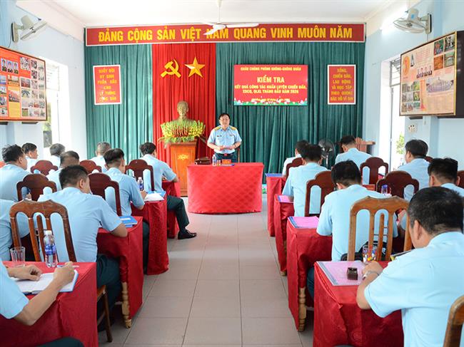 quan-chung-phong-khong-khong-quan-kiem-tra-huan-luyen-thang-dau-nam-2026-tai-su-doan-375