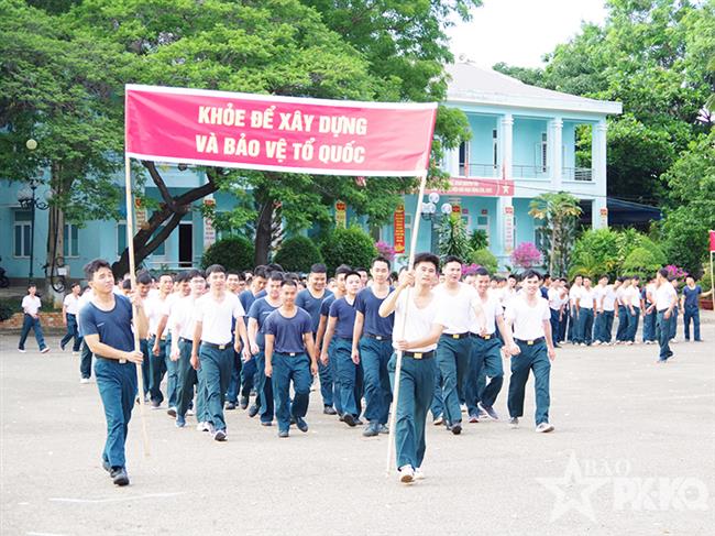 cac-don-vi-trong-quan-chung-phong-khong-khong-quan-huong-ung-hoat-dong-di-bo-“cung-viet-nam-tien-buoc”