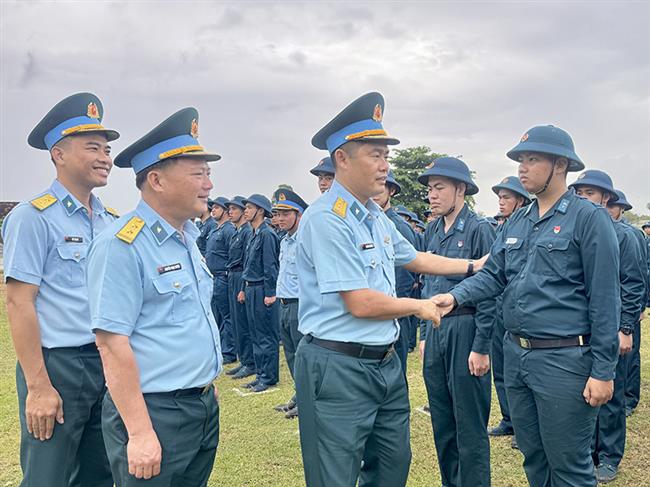 su-doan-375-khai-mac-huan-luyen-chien-si-moi-nam-2026