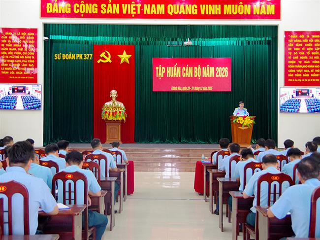 su-doan-377-to-chuc-tap-huan-can-bo-nam-2026
