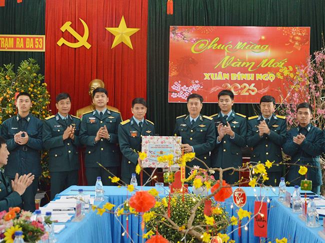 thieu-tuong-bui-duc-hien-pho-tu-lenh-kiem-tham-muu-truong-quan-chung-pk-kq-kiem-tra-san-sang-chien-dau-cac-don-vi