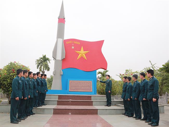 tiep-lua-truyen-thong-vung-buoc-quan-hanh