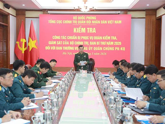 tong-cuc-chinh-tri-quan-doi-nhan-dan-viet-nam-kiem-tra-quan-chung-phong-khong-khong-quan