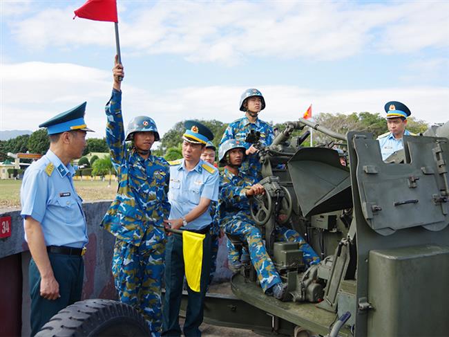 trung-doan-591-day-manh-cong-tac-boi-duong-can-bo-tre