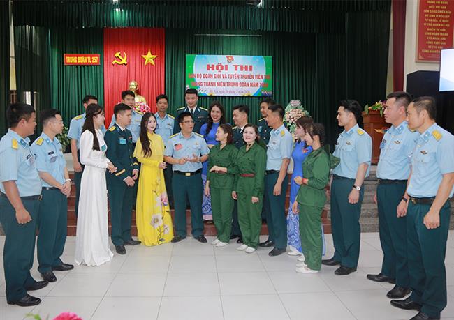 trung-doan-ten-lua-257-to-chuc-hoi-thi-can-bo-doan-gioi-va-tuyen-truyen-vien-tre-nam-2026