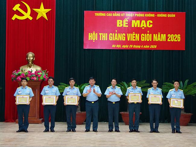 truong-cao-dang-ky-thuat-phong-khong-khong-quan-to-chuc-hoi-thi-giang-vien-gioi-nam-2026