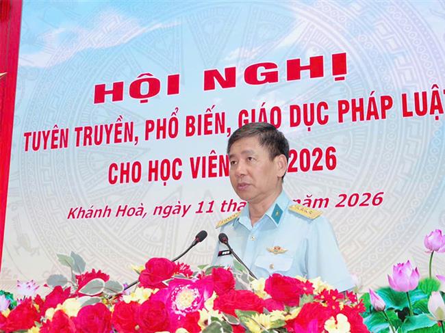 truong-si-quan-khong-quan-to-chuc-tuyen-truyen-pho-bien-giao-duc-phap-luat-cho-hoc-vien-nam-2026