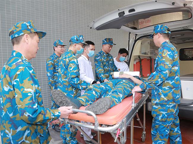 vien-y-hoc-pk-kq-gan-huan-luyen-quan-su-voi-nhiem-vu-chuyen-mon