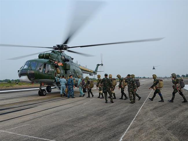 nhung-bong-hoa-du-tren-bau-troi-chu-lai