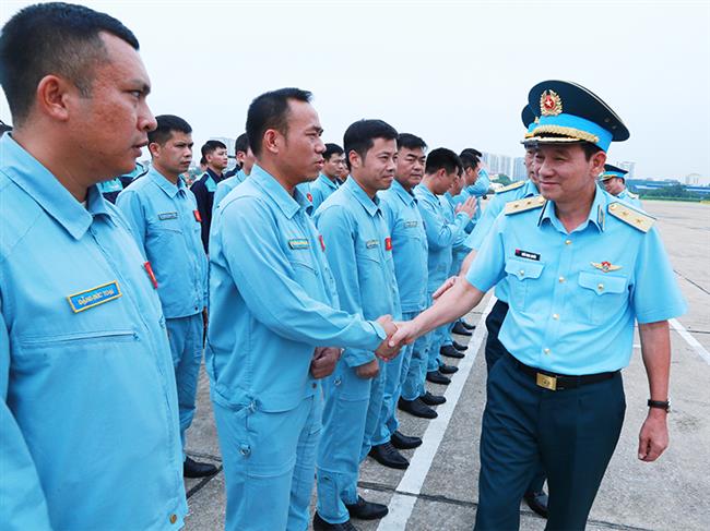 xay-dung-va-giu-vung-ban-linh-chinh-tri-tinh-than-cho-bo-doi-phong-khong-khong-quan-trong-tinh-hinh-moi