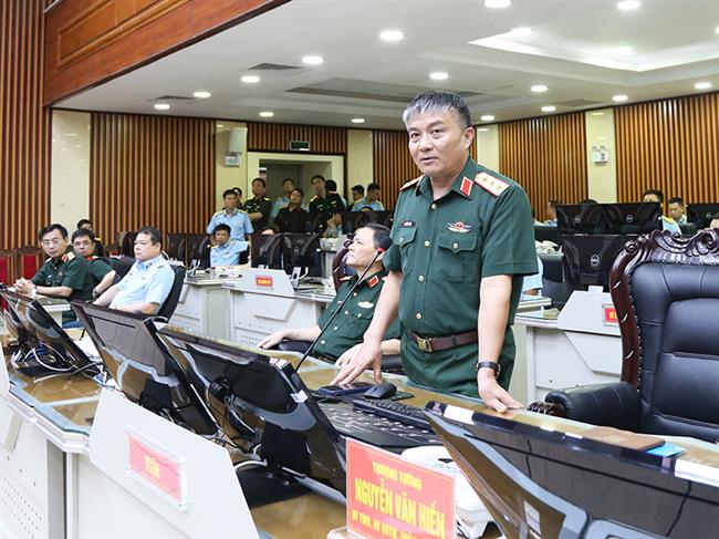 bo-quoc-phong-lam-viec-voi-quan-chung-phong-khong-khong-quan-ve-du-an-vq-va-he-thong-tu-dong-hoa-chi-huy