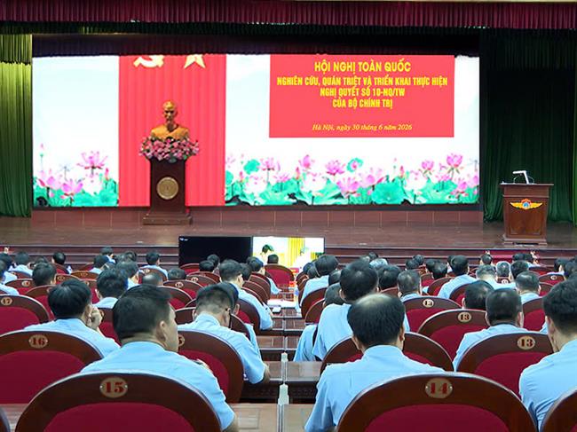 hoi-nghi-toan-quoc-nghien-cuu-hoc-tap-quan-triet-va-trien-khai-thuc-hien-nghi-quyet-so-10-nq-tw-cua-bo-chinh-tri